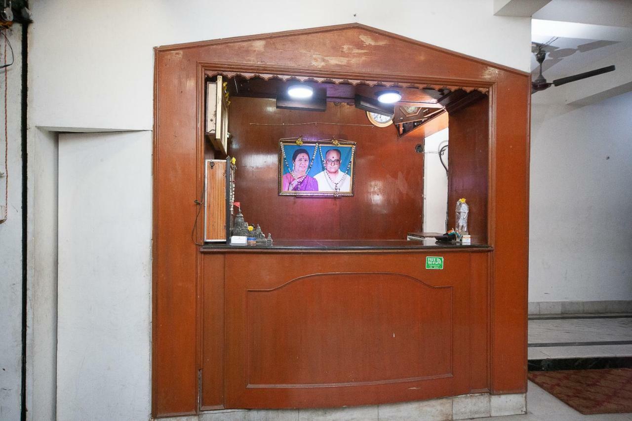 Spot On 38565 Hotel Surya Thiruvengadam St Chennai Esterno foto