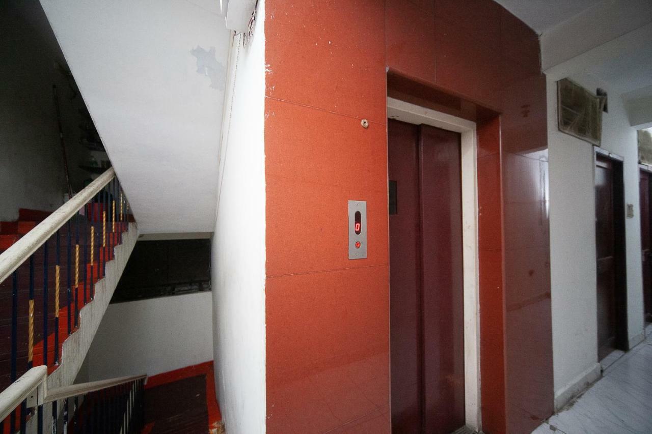Spot On 38565 Hotel Surya Thiruvengadam St Chennai Esterno foto