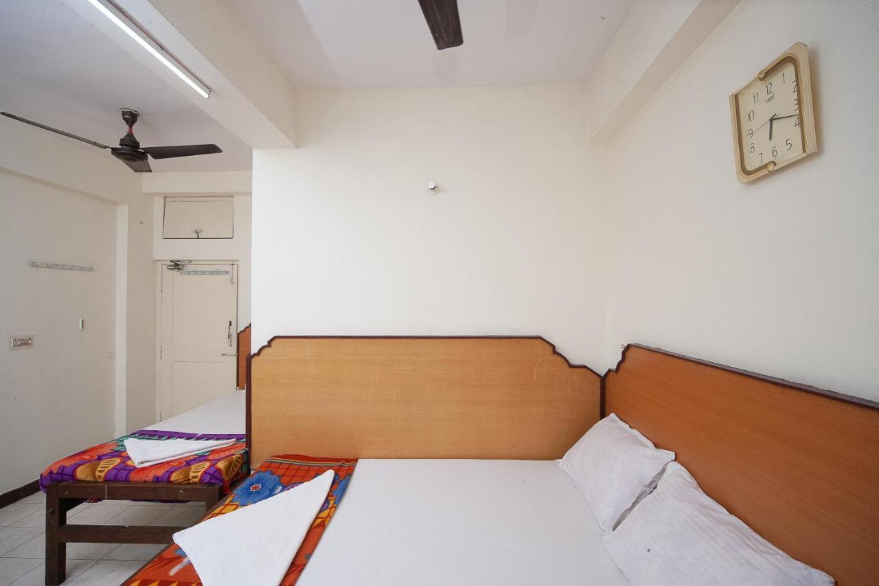 Spot On 38565 Hotel Surya Thiruvengadam St Chennai Esterno foto